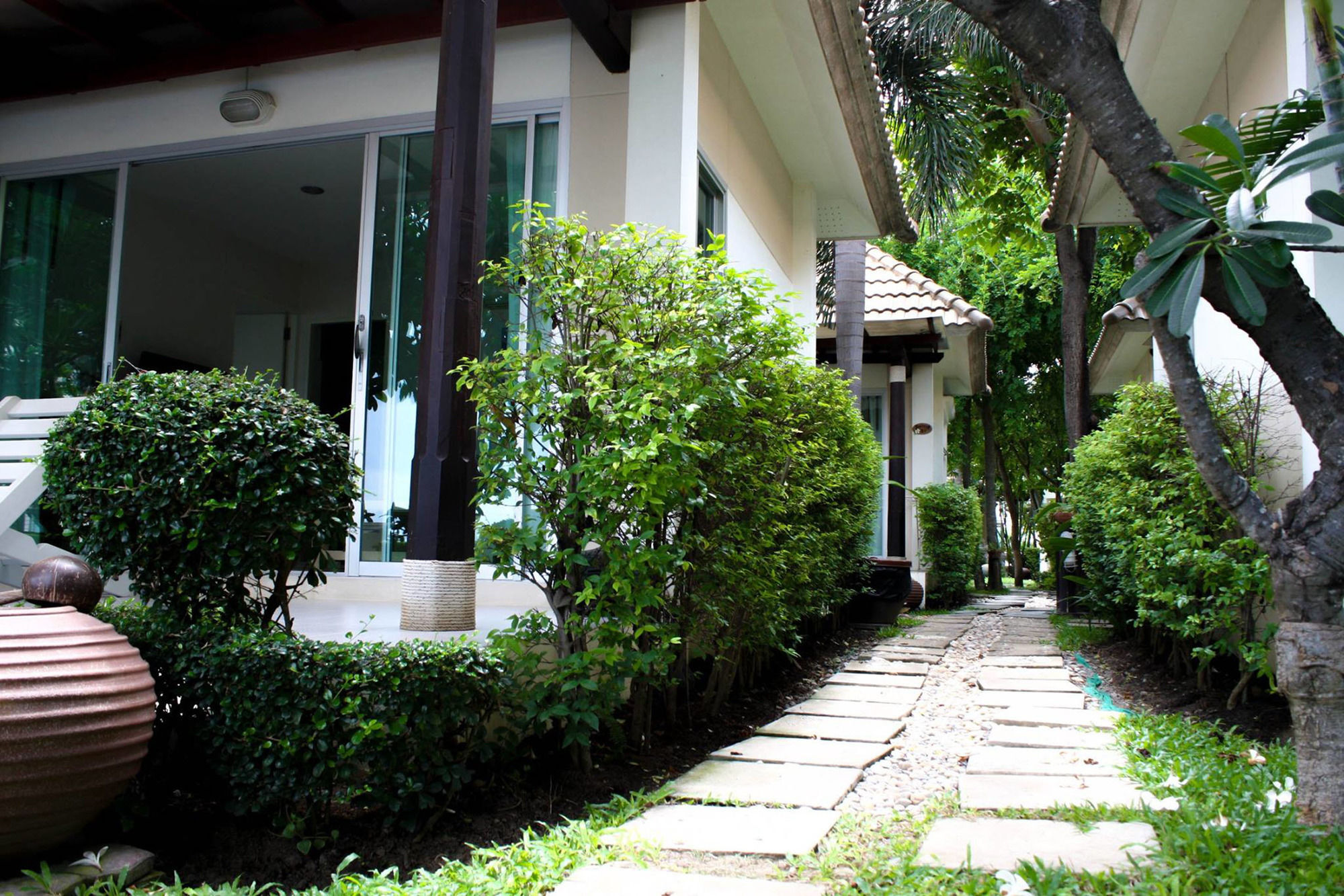 Chez Nous Boutique Resort Haad Chao Samran Exterior foto